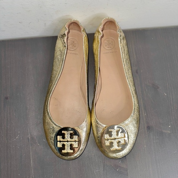 Tory Burch Gold leather ballerina flats - Picture 2 of 10